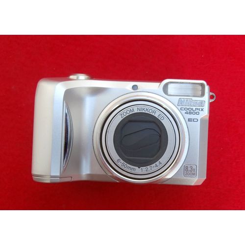 Nikon Coolpix 4800 ED 4 mpix