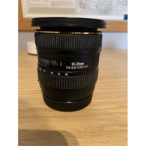 grand angle SIGMA EX 10-20mm 1:4-5.6 DC HSM