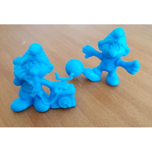 Lot  De 2 Figurines Schtroumpf Omo