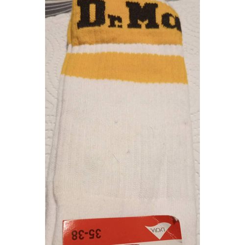 Une Paire De Chaussettes Blanche Et Jaune Dr Martens. 35/38