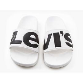 Chancla Levis June L White