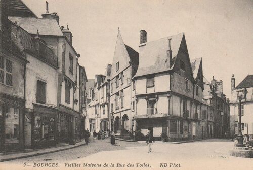 Bourges , Vieilles Maisons De La Rue Des Toiles