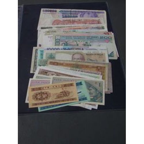 Lot De 10 Billets De Banque Tous Pays