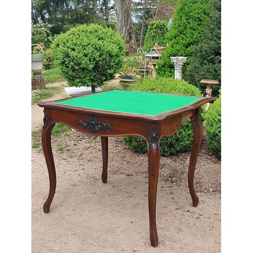 Ancienne Table De Jeux En Merisier 