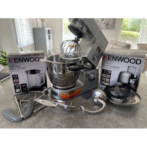 Robot cuiseur kenwood cooking chef KM070