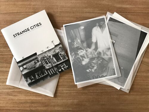 Strange Cities + 2 Photographies Signees