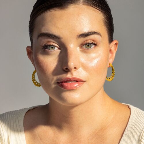 Boucles D'oreilles Luxenter Fuduk En Or Jaune 18k Avec Zircon Brillant.