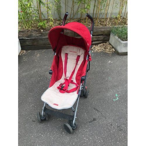 Poussette Canne Maclaren Quest : Légère, Pratique Et Confortable Vendu Avec Protection De Pluie Et Avec Chancelière