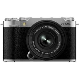 Fujifilm X-M5 + XC 15-45 mm Silver