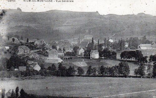 Carte Postale Ancienne, France, Cantal ( 15 ), Riom Es Montagne, Vue Générale