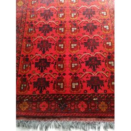 Magnifique Tapis Fait-Mains (Originaire De Turquie)100% Laine