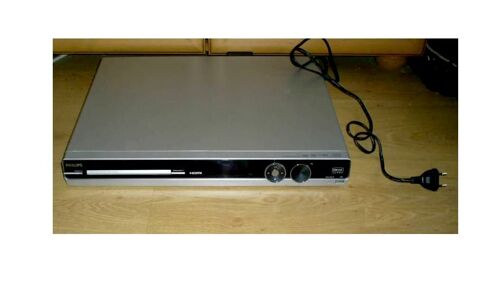 HOME CINEMA AMPLI AUDIO VIDEO HDMI Theater Systèm 5.1 Dts haute définition Son Surround multicanal Dolby Digital Pro Logic II DivX Ultra Lect CD VCD DVD RW MP3 WMA photo numéric USB DIRECT PHILIPS HTS