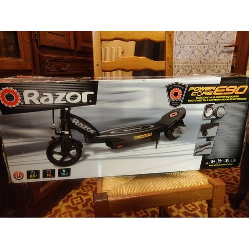 Trottinette Électrique Adulte Razor Power E90 Noir Et Gris
