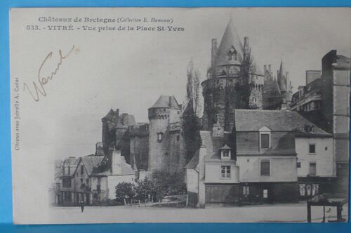 Vitre : Vue Prise De La Place St-Yves