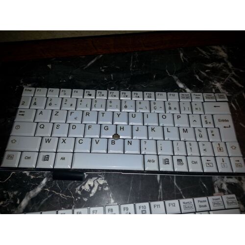 Clavier azerty pour FUJITSU B 2421 cp065484