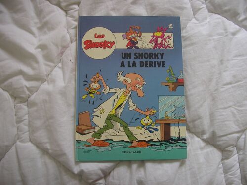 Les Snorky. Un Snorky A La Derive.