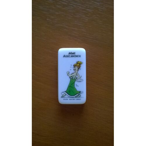 Domino Auchan Asterix 2011 : Mme Agecanonix