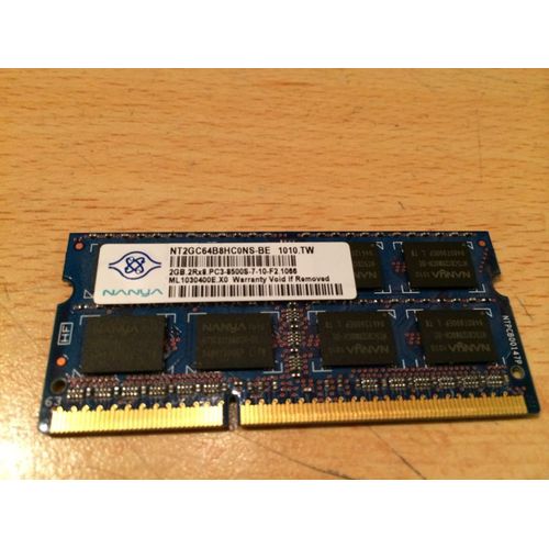 MEMOIRE PC PORTABLE DDR3 NANYA / 2GB 2Rx8 PC3 - 8500S - 7-10-F2.1066 /  NT2GC64B8HC0NS-BE