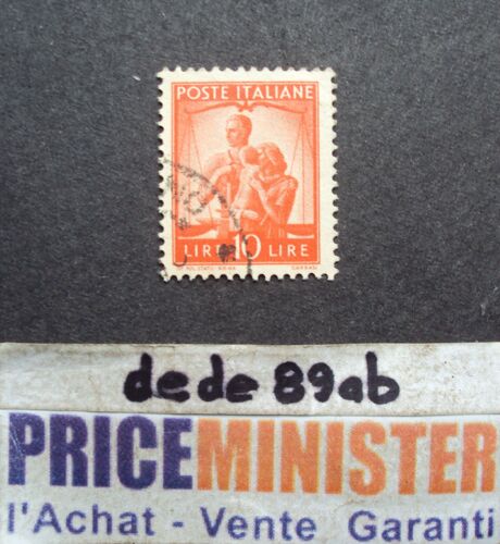 Italie.. 10 Lire Poste Italiane . Démocratie (Famille-Justice-Balance) Oblitéré.
