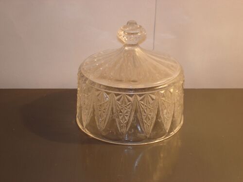 Belle Cloche À Fromage En Cristal Moulé