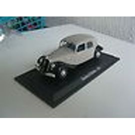 Voiture Miniature Universal Hobbies Echelle 1/43 De La Traction 22b-Universal Hobbies