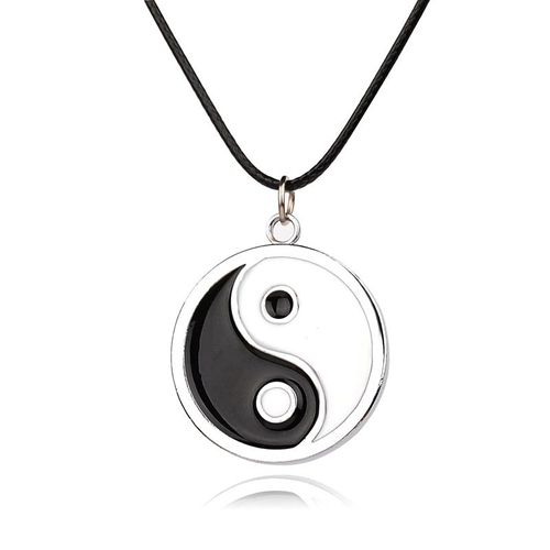 Collier Avec Pendentif Yin Yang Noir/Blanc