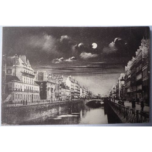 Rennes 35 Ille Et Vilaine Les Quais Au Clair De Lune