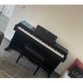 Piano Yamaha Noir Mat Avec Accessoires