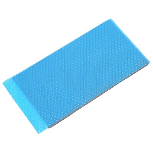 Coussin thermique 15W / mK Matériau en silicone Densité 3,2 g / cm Tampon de composé thermique inoffensif 90x50mm pour ordinateur central90x50x1.5mm