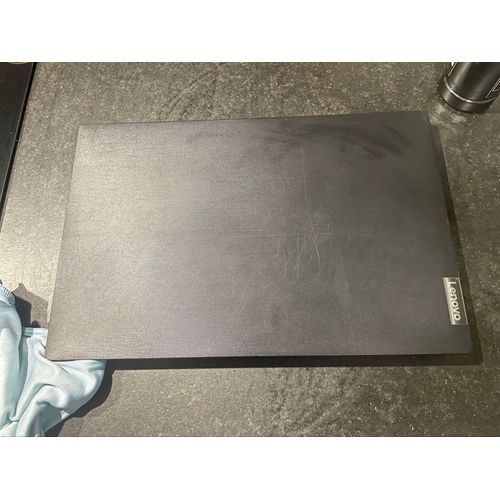 Lenovo V145-15AST (81MT0028FR) - 15.6" AMD A4-9125 - 2.3 Ghz - Ram 8 Go - DD 100 Go