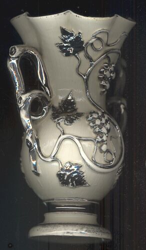 Vase De Langeais À Décor De Pampres Et Grappes De Vigne Et Platine