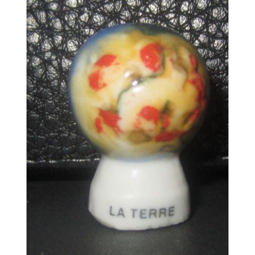 Fève  Globe," La Terre " Sur Socle.