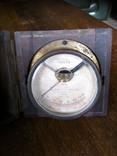 Voltmètre Ancien