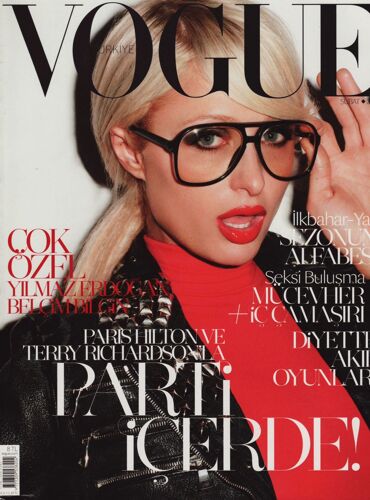 Vogue (Edition Turquie) / 2011 N°12 : Paris Hilton / Terry Richardson (15p) - Marc Jacobs (6p)