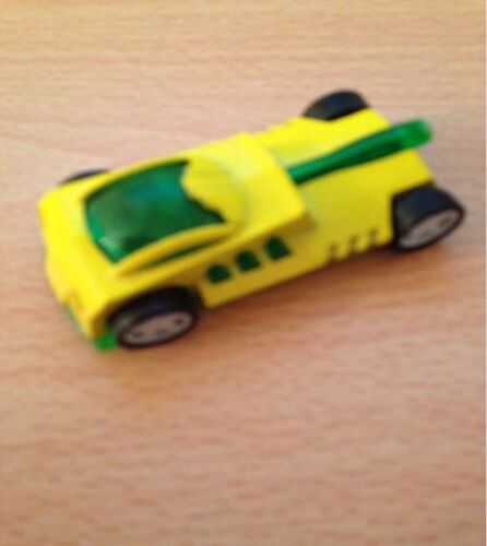 Majorette Fiction Jaune