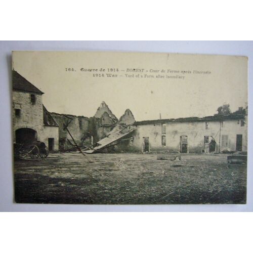 Cpa Borest (Oise) Guerre De 1914 , Cour De Ferme Après L'incendie , Animée