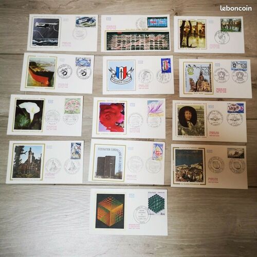 Enveloppes 1er Jour-1971 À 1977 / 3 Classeurs