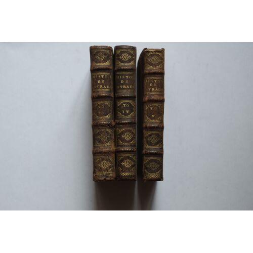 Histoire De La Guerre De Flandre, Escrite En Latin Par Famianus Strada, De La Compagnie De Jésus. Mise En Français Par P. Dv-Rier.