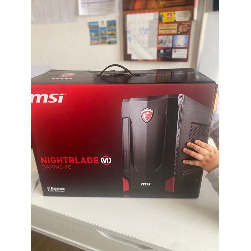 MSI Nightblade MI2 Intel Core i5-7400 - 3 Ghz - Ram 8 Go - DD 1 To