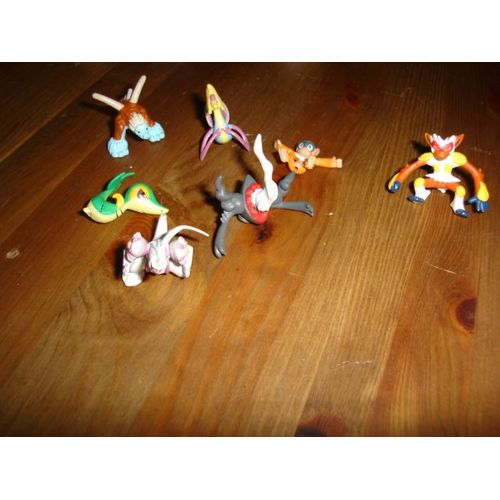 2 Lots De Figurine Pokemon
