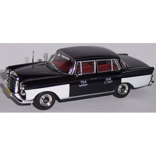 Taxi Mercedes 200 D Du Caire - Voiture Miniature 1/43ème Ixo