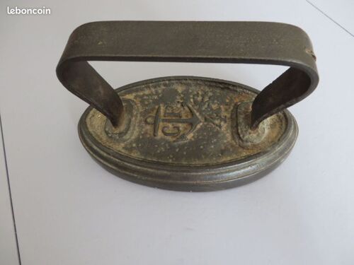 Ancien Fer À Repasser C F 4 Ancre De Marine