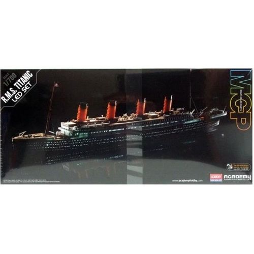 Maquette De Bateau - Academy - Rms Titanic - Led - 1/700-Academy