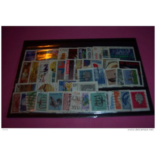 Lot De  47 Timbres Oblitérés Differents  Du Canada