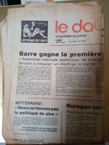 Le Dauphine Libéré N°9909 15/10/1976 Barre Mitterrand Pékin Liban