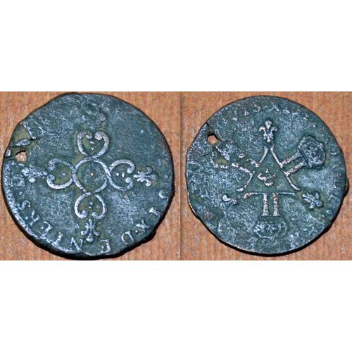 2236 - Louis Xiv - 6 Deniers - 1715 - Atelier & - Monnaie Percee Pour En Faire Un Pendentif