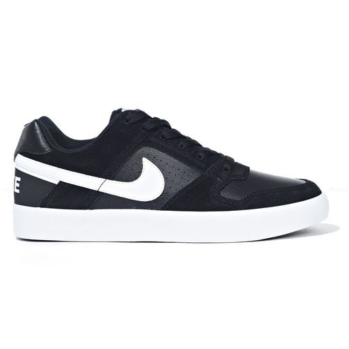 Baskets Basses Nike Sb Delta Force Vulc Noir