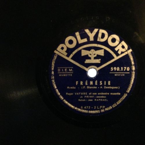 Ç'a N'a Pas D'importance (Ça) - Frénésie (Rumba, Francis Blanche, Valse)