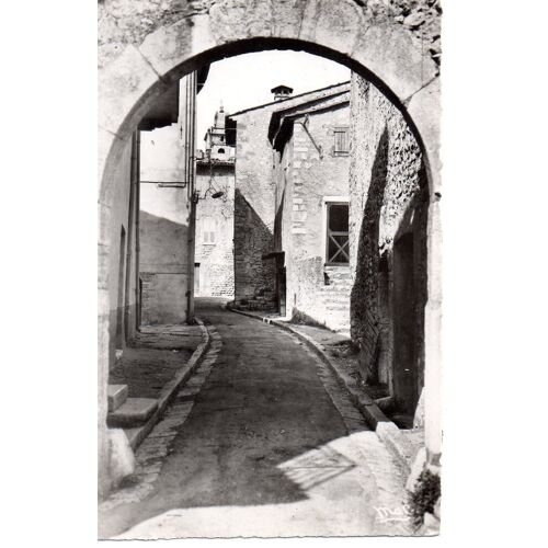 06 St-Vallier-De-Thiey, Vieille Rue