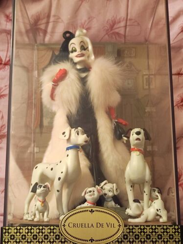 Poupée Fairytale Designer Disney Cruella 
